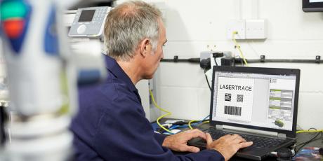 Lasertrace : piloting software for Gravotech traceability machines